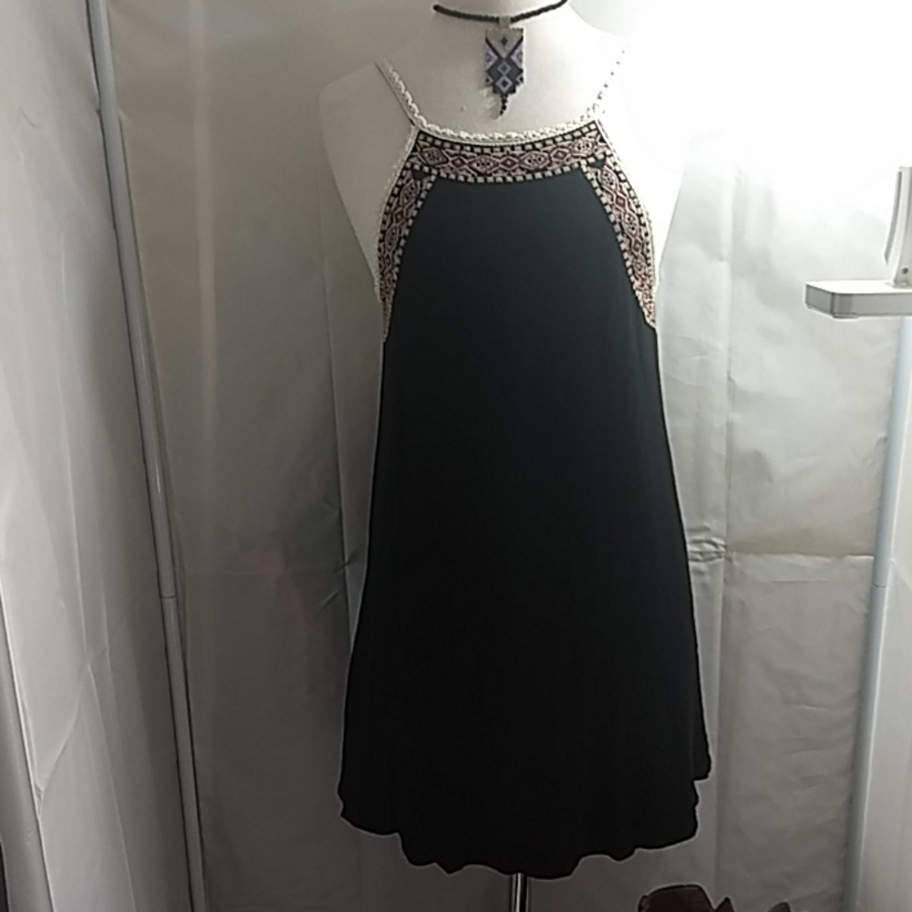 House of Harlow 1960 little black dress.. Medium